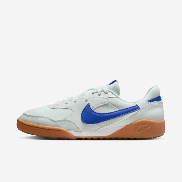 Basket Nike Terra Manta bleu vif