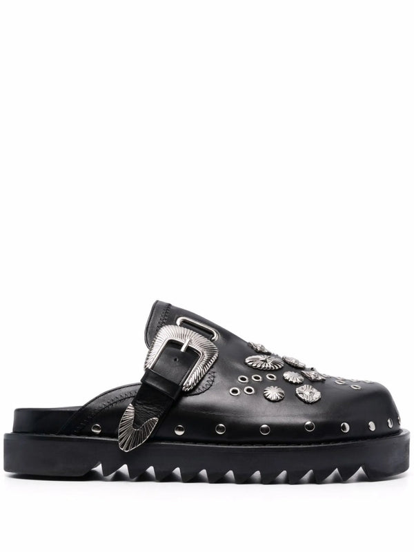 mules cloutées noires