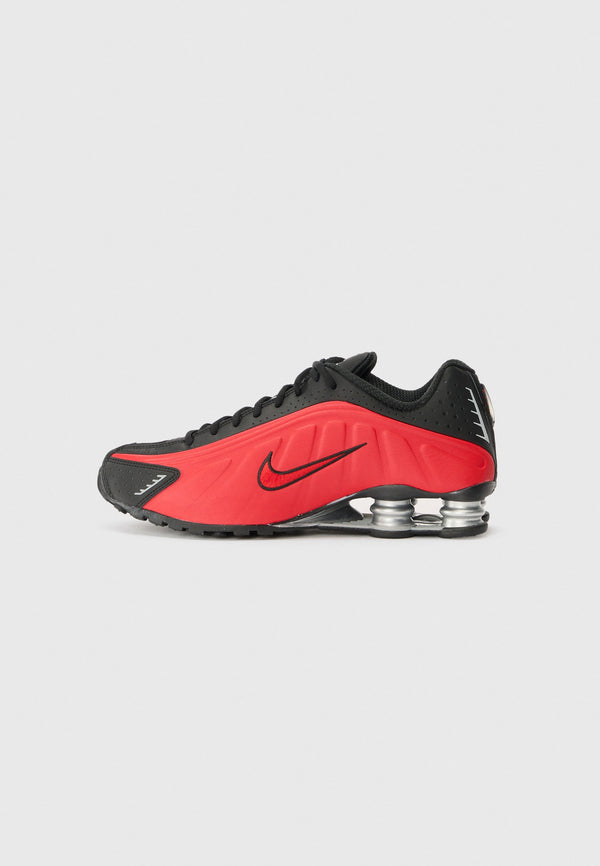 Basket Nike Shox R4 « Bred »