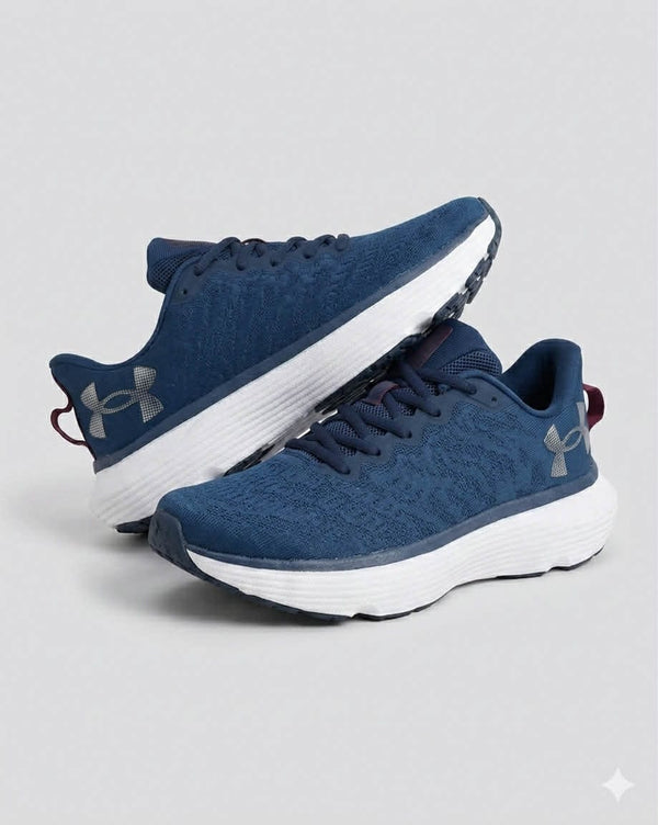 Basket Under Armour Charged Assert 10 en bleu marine
