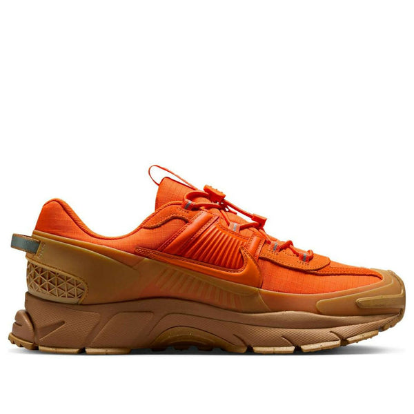 Nike Zoom Vomero Roam en Safety Orange