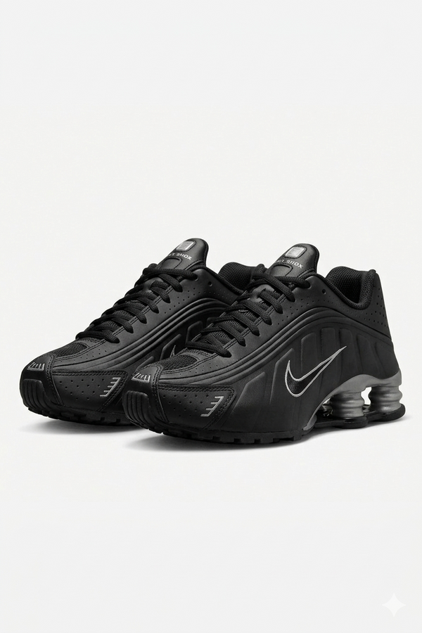 Sneaker Shox R4 noire