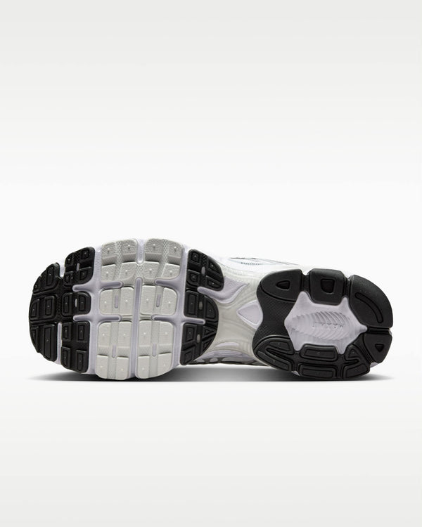 Sneakers Air Max Moto 2K blanc et argent métallisé