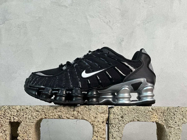 Nike Shox TL noir et argent métallisé