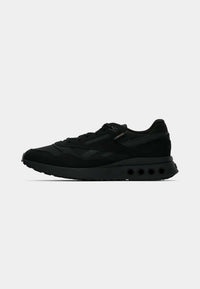Basket Reebok ERS World en noir