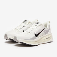 Basket Nike Vomero 18 White Black Swoosh