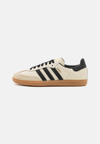 Basket Adidas Samba OG  coloris blanc cassé,