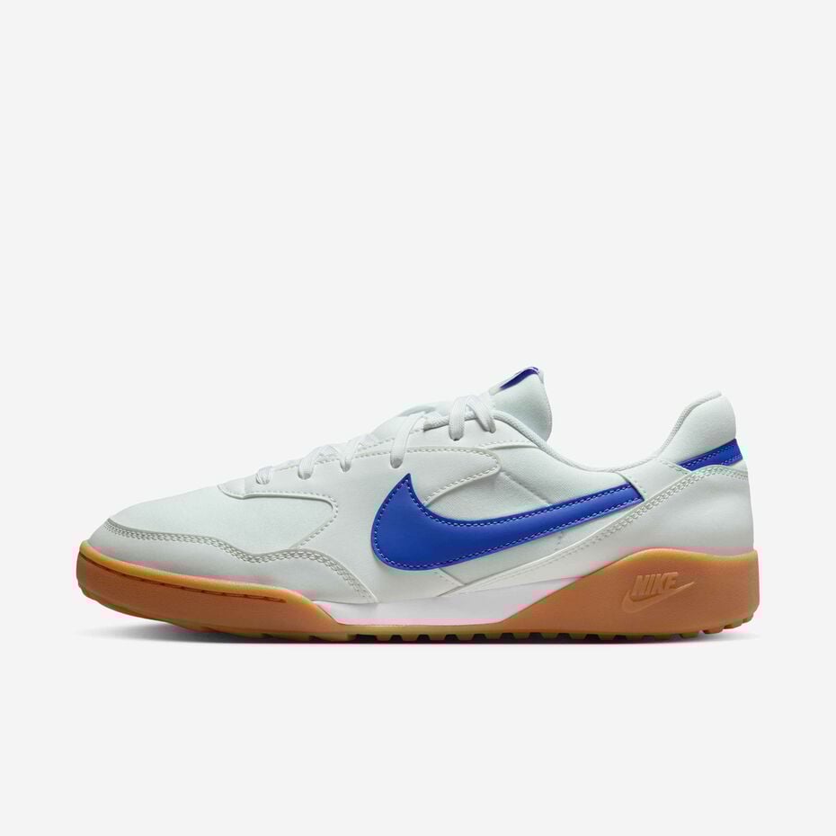Basket Nike Terra Manta bleu vif