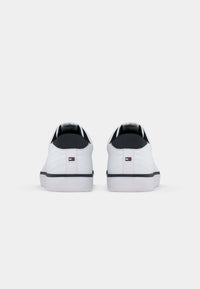 Basket  baskets Tommy Hilfiger blanches