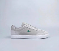 baskets Lacoste grises