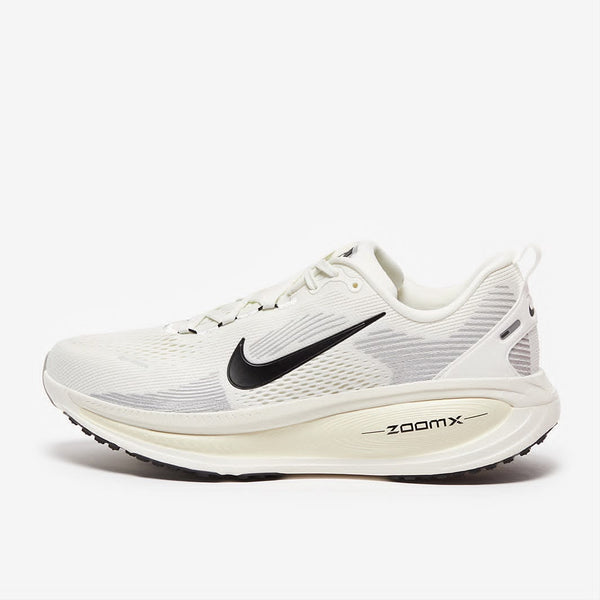 Basket Nike Vomero 18 White Black Swoosh