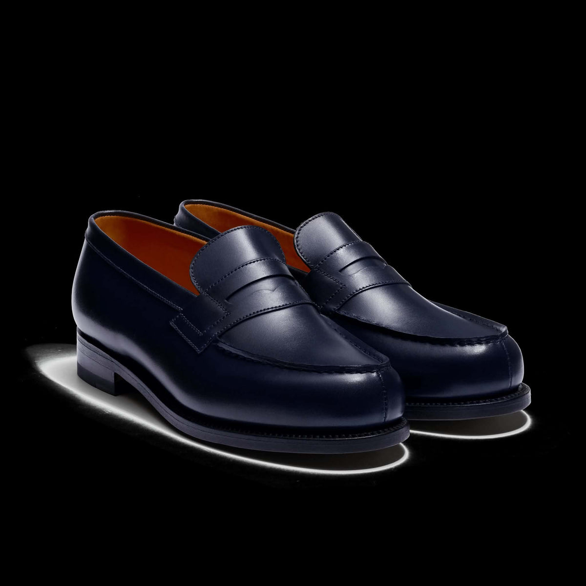 mocassins J.M. Weston 180 en cuir de veau Box  coloris bleu Initial