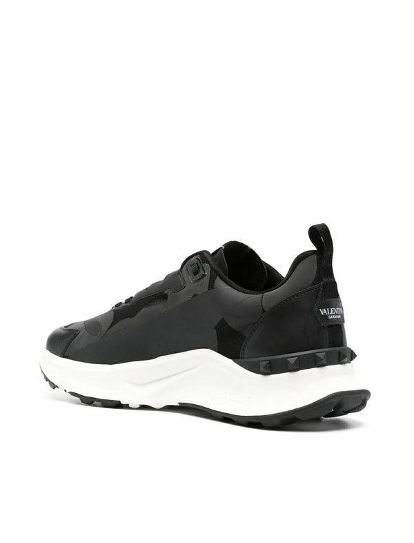 Valentino Garavani True Act Sneakers noir