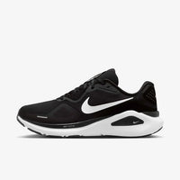Nike Structure 26 en coloris noir/blanc