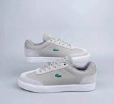 baskets Lacoste grises