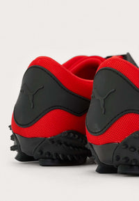 Puma Mostro OG Prime rouge et blanche