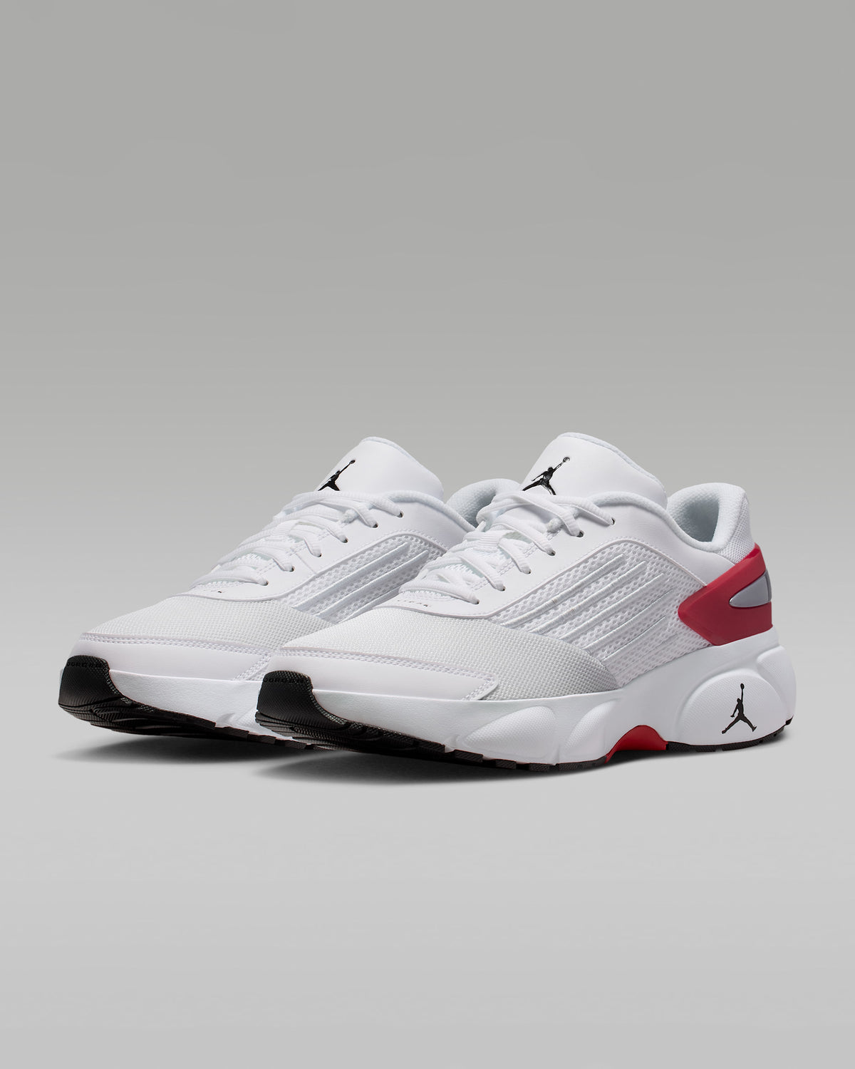 Basket Jordan Trunner Flow pour homme, en coloris Blanc / Gym Red / Metallic Silver / Noir