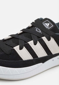 Basket  adidas Adimatic Black White Suede