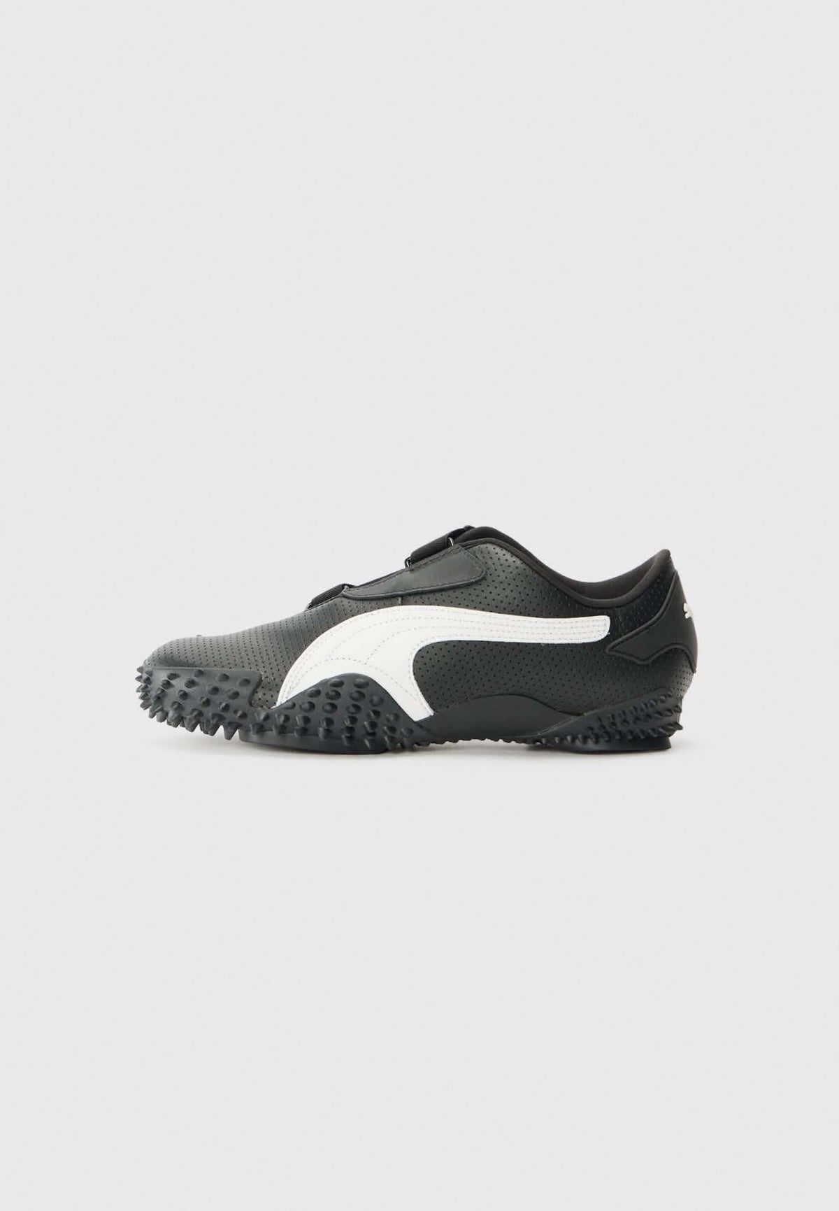PUMA Mostro Perforated noire et blanche