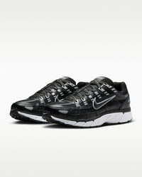 Sneakers P-6000 noir et argent métallique