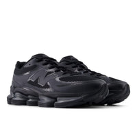 Basket New Balance ABZORB 2000 « Triple Black »