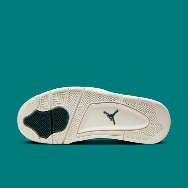 Basket Air Jordan 4 RM Oxidized Green