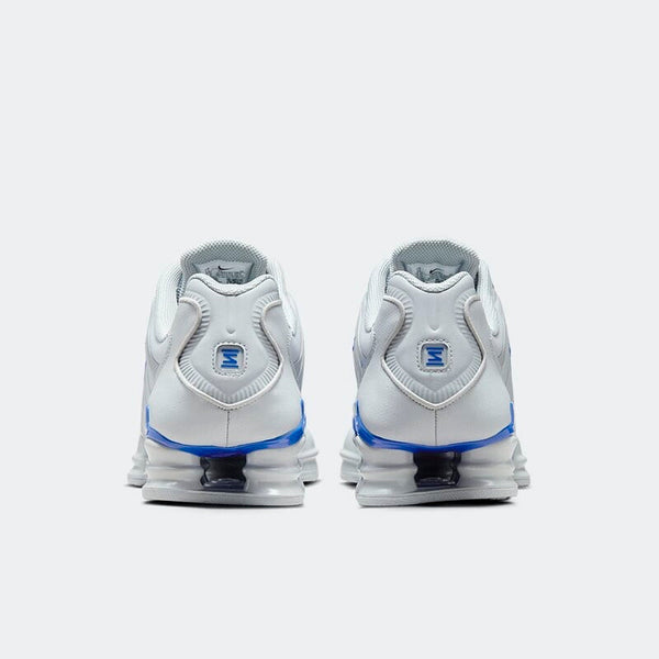 Nike Shox TL pour hommes en Wolf Grey/Metallic Silver/Blue