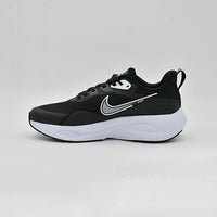 Nike Air Winflo 11 black white
