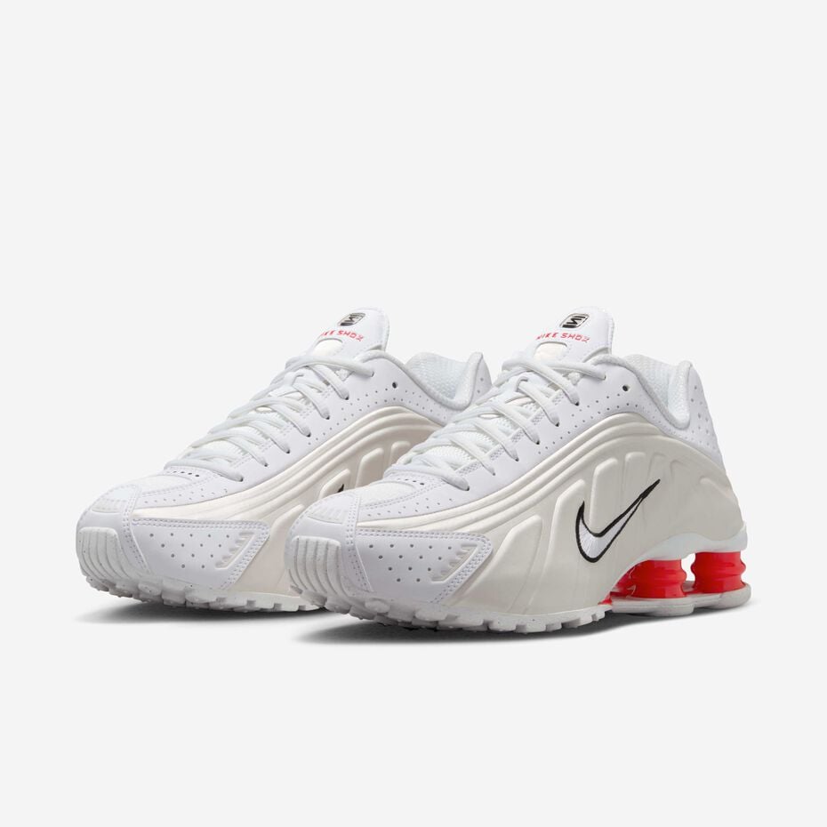 Basket Nike Shox R4 « White/Phantom/Picante Red »
