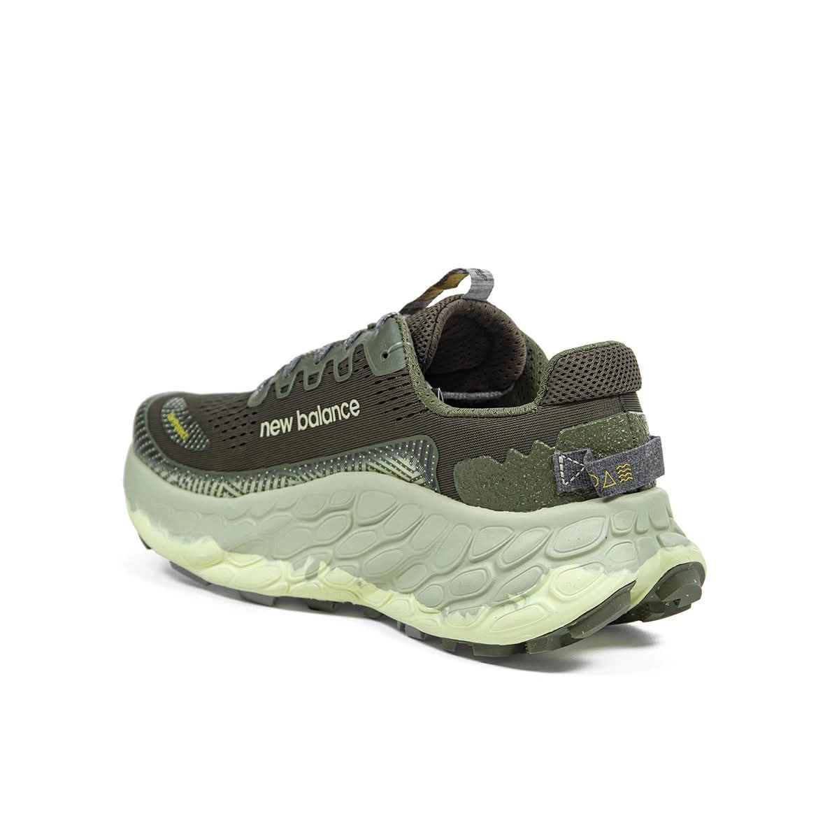 Basket  New Balance Fresh Foam X More Trail v3 kaki et vert lichen