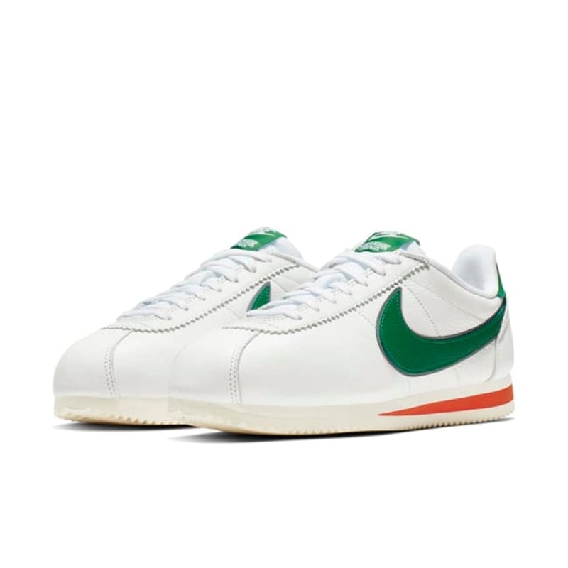 Basket Nike Cortez Stranger Things « Hawkins High »