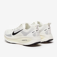 Basket Nike Vomero 18 White Black Swoosh
