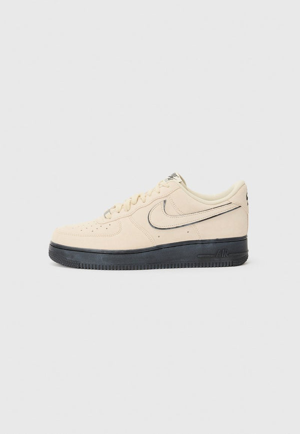 Basket Nike Air Force 1 Low Beige Black