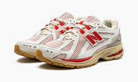 New Balance 1906R "White Red
