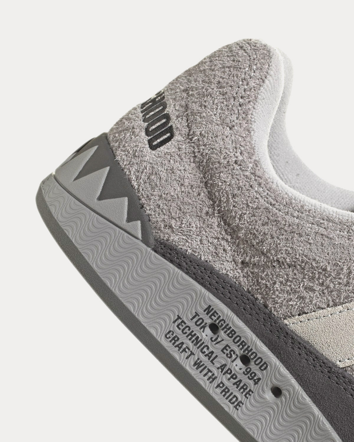 Neighborhood x adidas Adimatic « Charcoal »