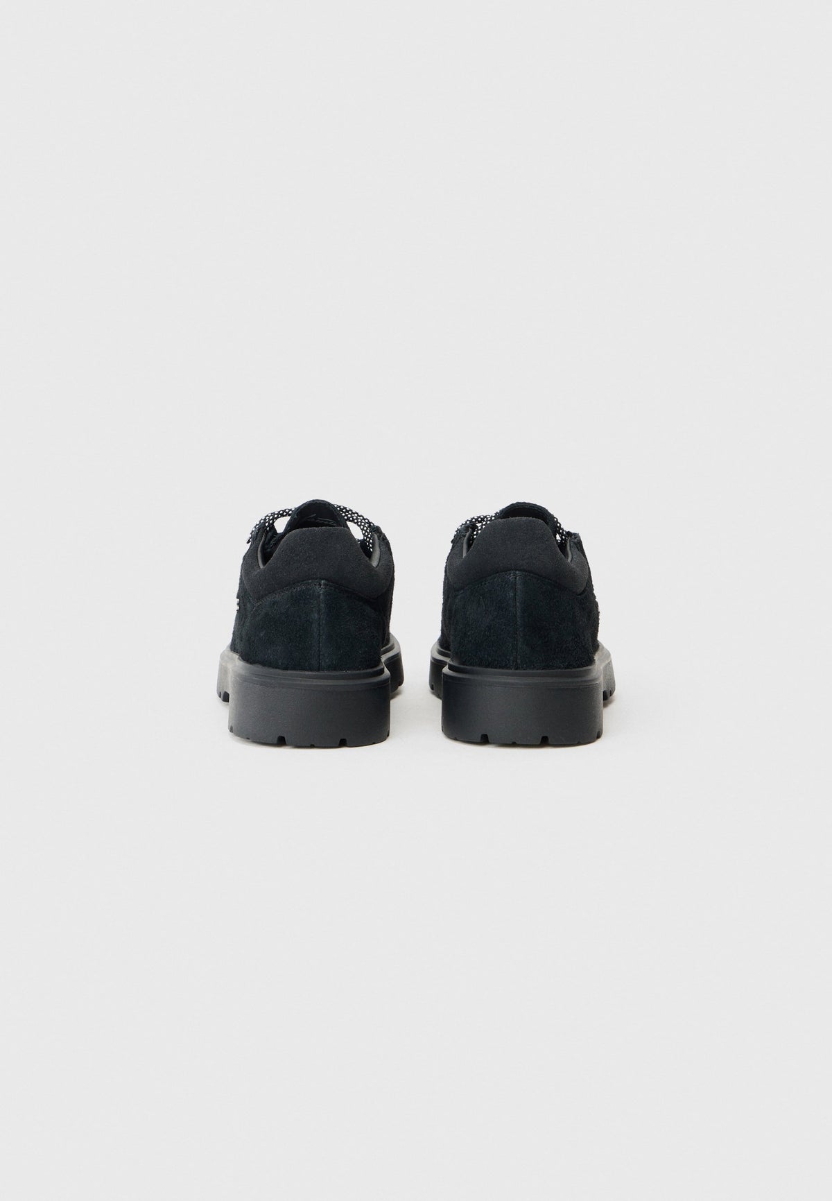 Basket Lacoste Baseshot Winter en daim noir