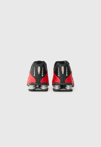 Basket Nike Shox R4 « Bred »