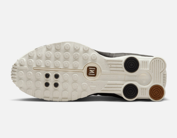 Nike Shox R4 WMNS "Fauna Brown