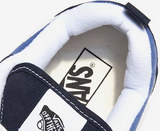 Vans Knu Skool bleu marine et blanc