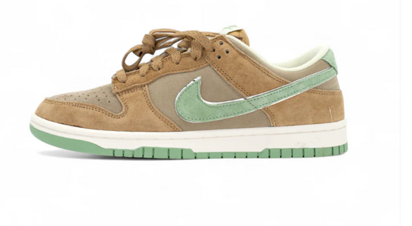 Nike SB Dunk Low Otomo Katsuhiro x "Steamboy OST