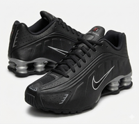 Sneaker Shox R4 noire