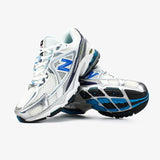New Balance 1064 en coloris blanc, bleu et argent