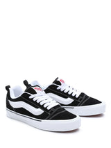 Vans Knu Skool en coloris noir et blanc