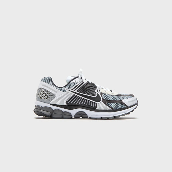 Nike Zoom Vomero 5 SE SP