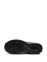 Sneaker NB 1906D Protection Pack dans le coloris Turtledove