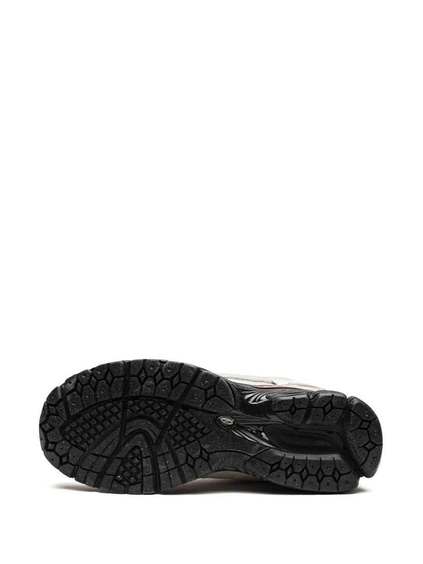 Sneaker NB 1906D Protection Pack dans le coloris Turtledove