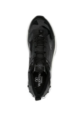 Valentino Garavani True Act Sneakers noir