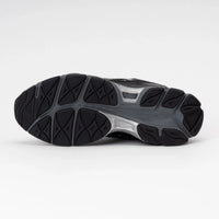 Asics Gel-NYC en coloris gris graphite/noir