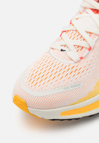 Basket Nike Vomero 18 Pink Orange Gradient