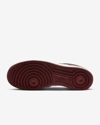 baskets Air Force 1 ’07 LV8 Cargo Kaki et Rouge